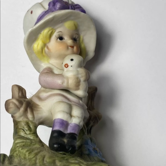 Little Girl Music Box - Picture 5 of 7